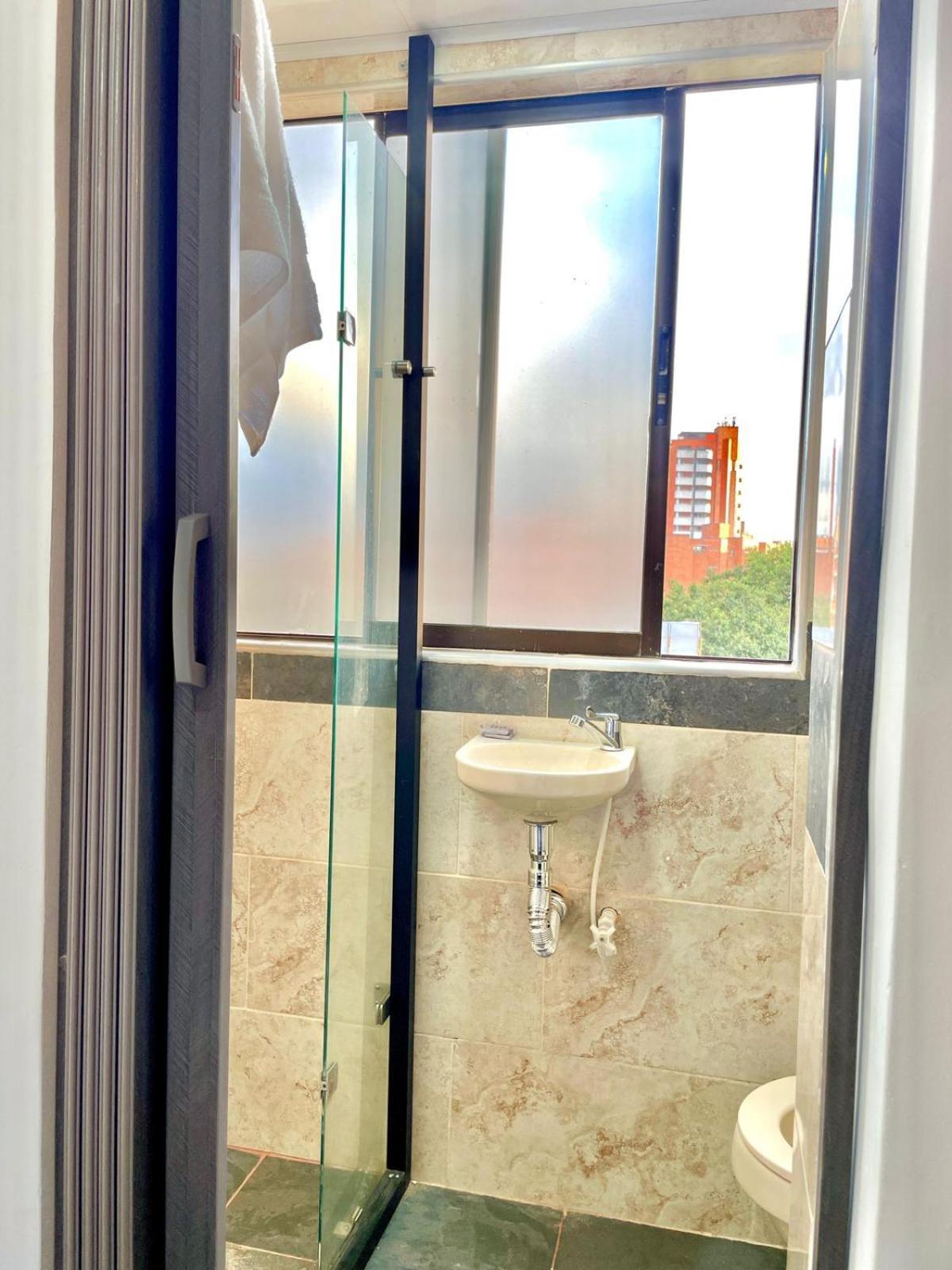 Hotel Torre Primavera Меделин Екстериор снимка