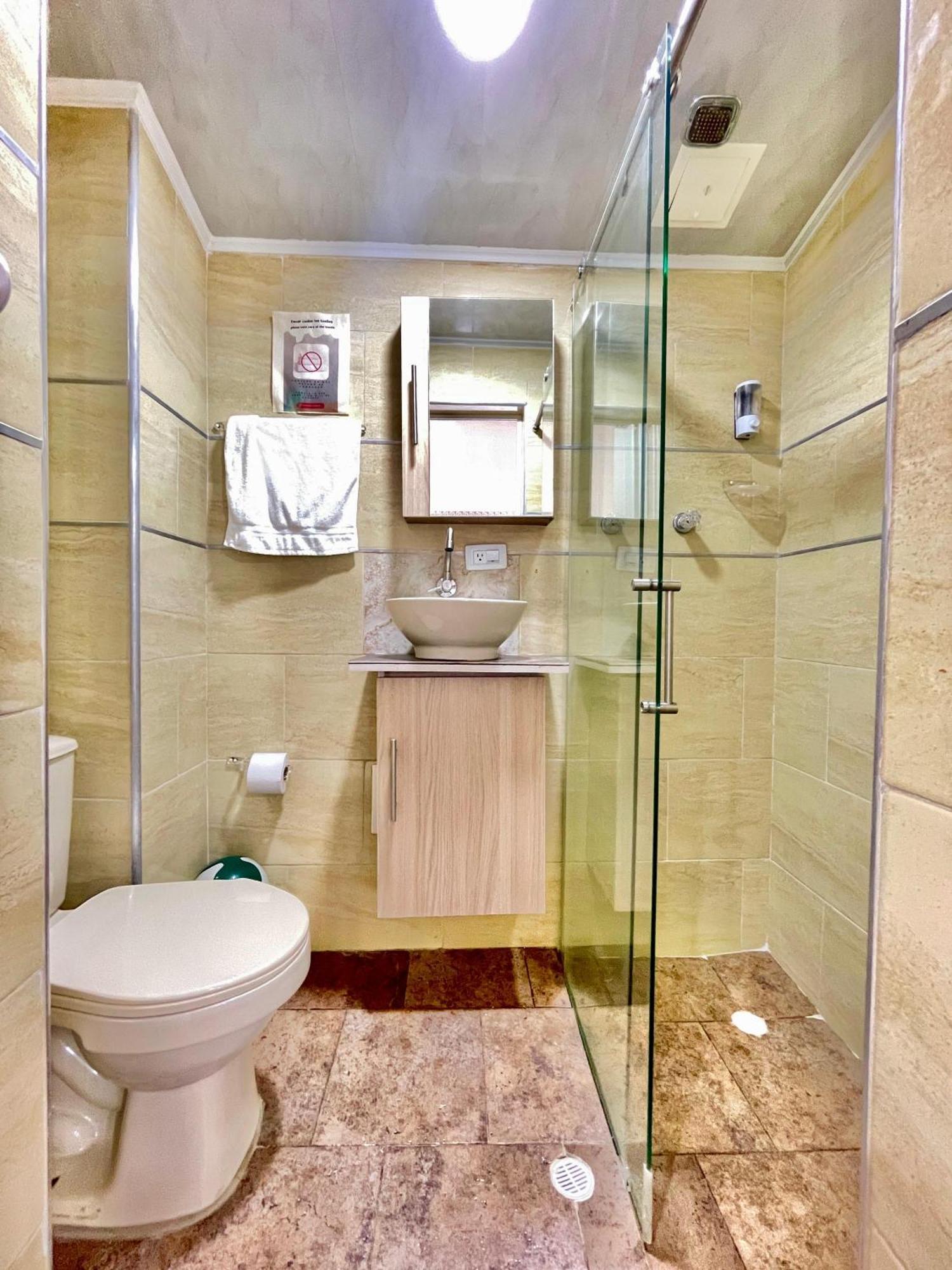 Hotel Torre Primavera Меделин Екстериор снимка