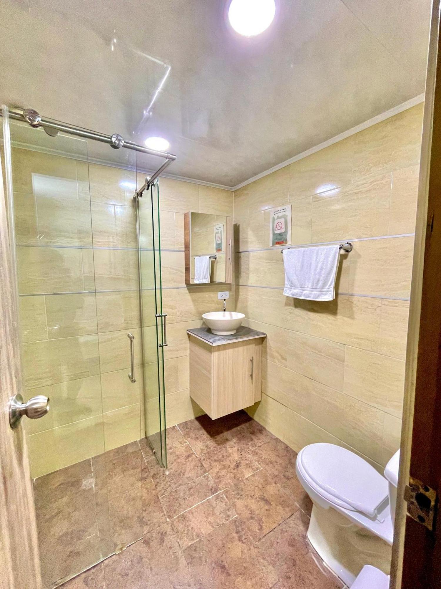 Hotel Torre Primavera Меделин Екстериор снимка